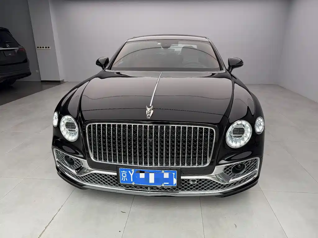 Flying Spur 2023 4.0T V8 Yadu Edition купить на сайте DeffCars