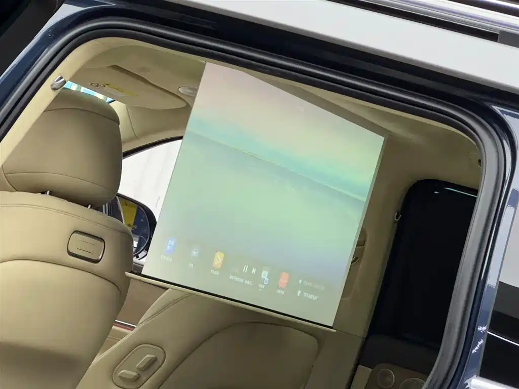 Wenjie M9 2025 extended range Ultra version 52kWh 5-seat version (192-line lidar) купить на сайте DeffCars