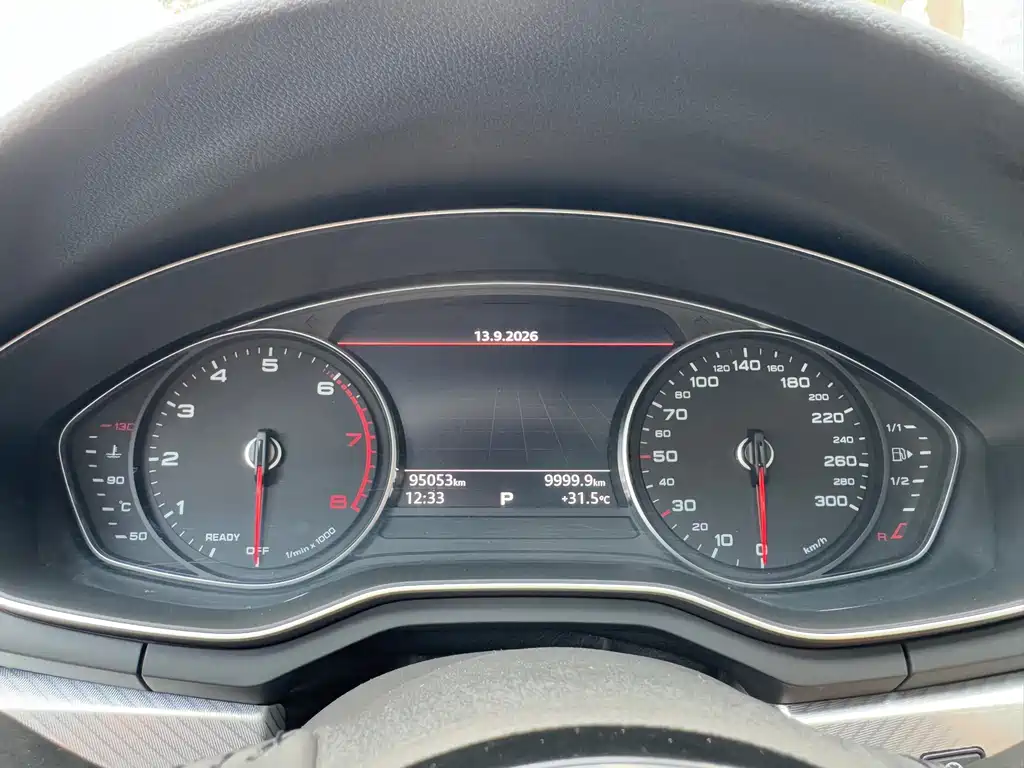 Audi A4L 2017 40 TFSI Fashion Type купить на сайте DeffCars