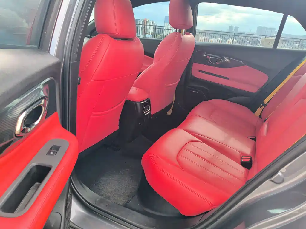 Trumpchi Empow 2021款 270T DCT J15版 купить на сайте DeffCars