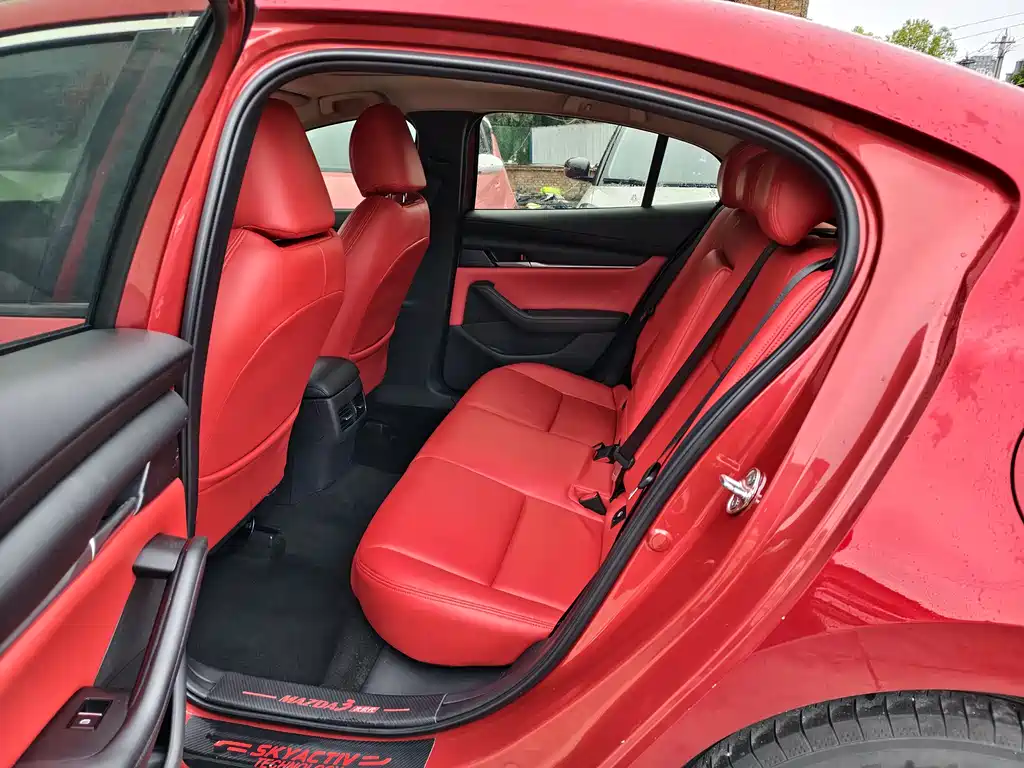 Mazda3 Angkesela 2020 1.5L automatic quality sunroof version купить на сайте DeffCars