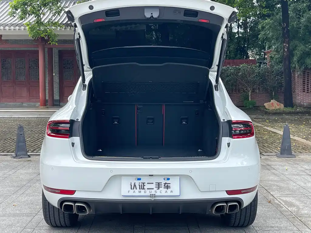 Macan 2017 Turbo 3.6T купить на сайте DeffCars