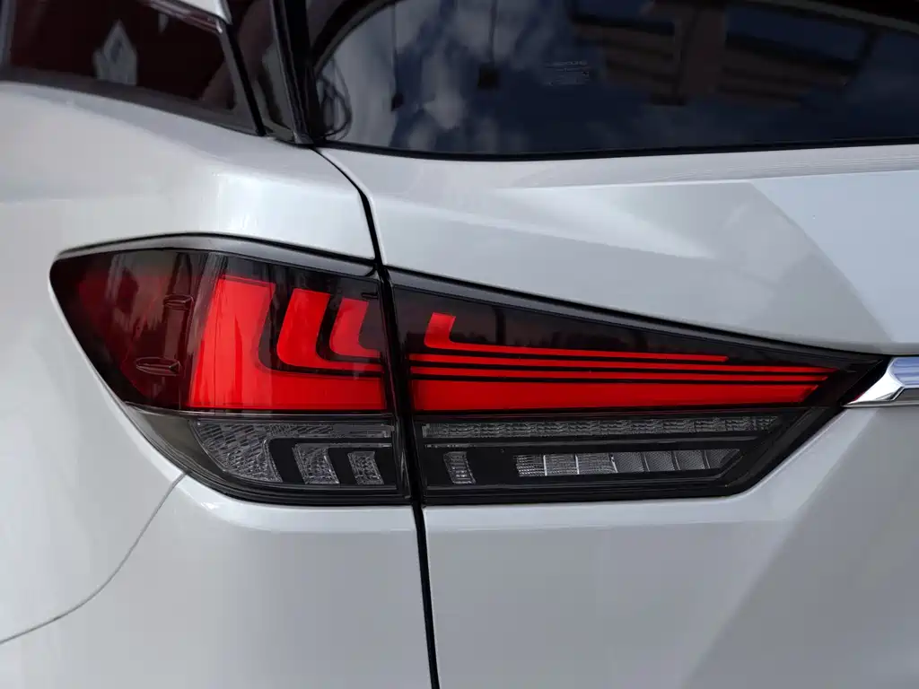 Lexus RX 2020 facelift 300 four-wheel drive elegant version купить на сайте DeffCars