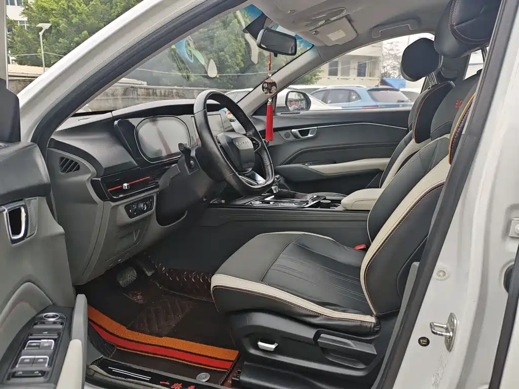 Baojun RC-6 2019 1.5T CVT 24-hour online luxury model купить на сайте DeffCars