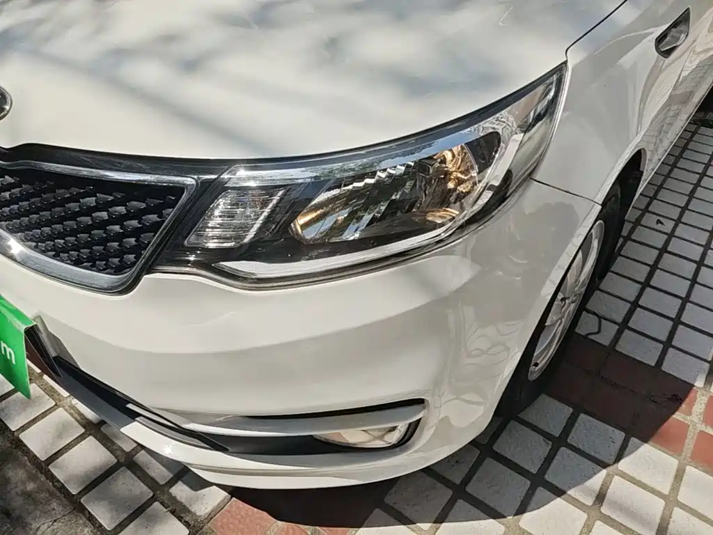Kia K2 2015 Sedan 1.4L AT GLS купить на сайте DeffCars