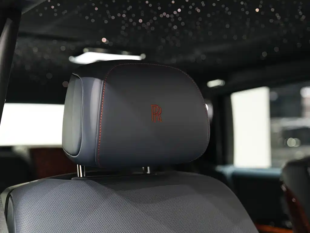 Phantom 2018 6.7T long wheelbase version купить на сайте DeffCars