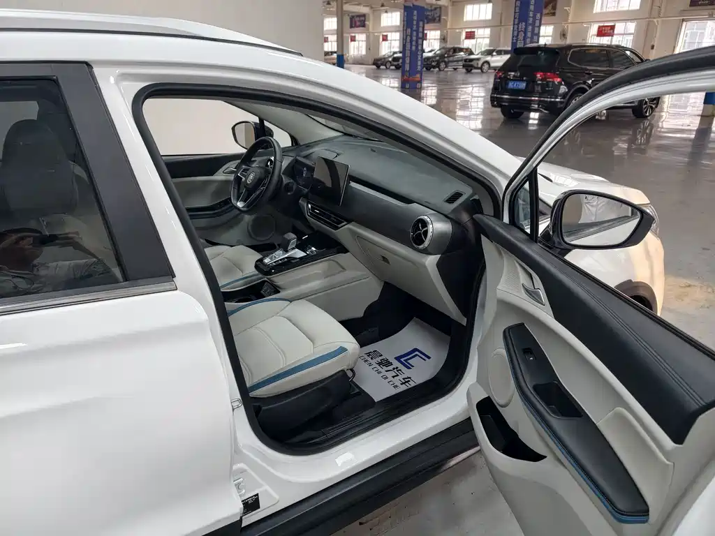 Yuan Pro 2021 model 401KM luxury model купить на сайте DeffCars