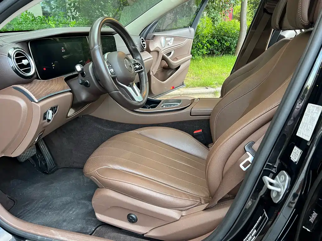 Mercedes-Benz E-Class 2017 E 300 L Luxury Model купить на сайте DeffCars