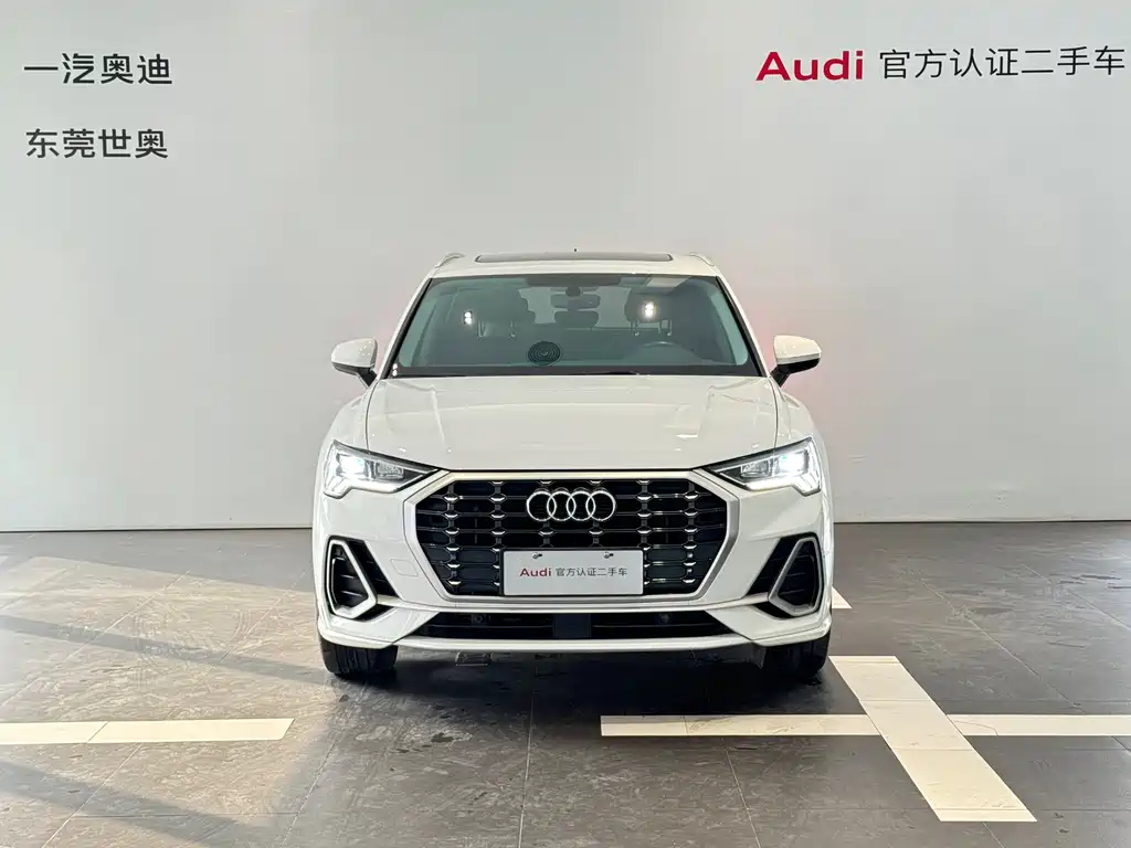 Audi Q3 2023 35 TFSI Fashionable and Dynamic (1.5T) купить на сайте DeffCars