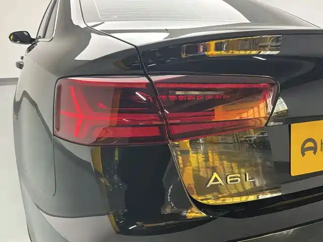 Audi A6L 2018 30th Anniversary Model TFSI Enterprising купить на сайте DeffCars
