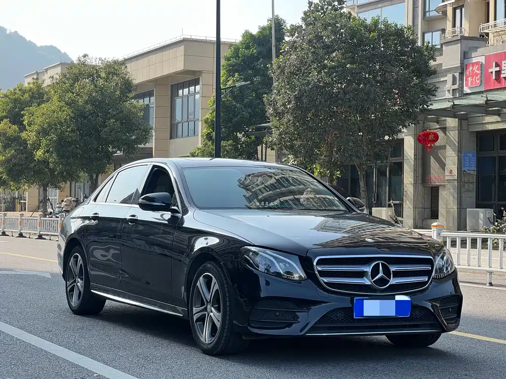 Mercedes-Benz E-Class 2017 E 200 L Sports 4MATIC купить на сайте DeffCars