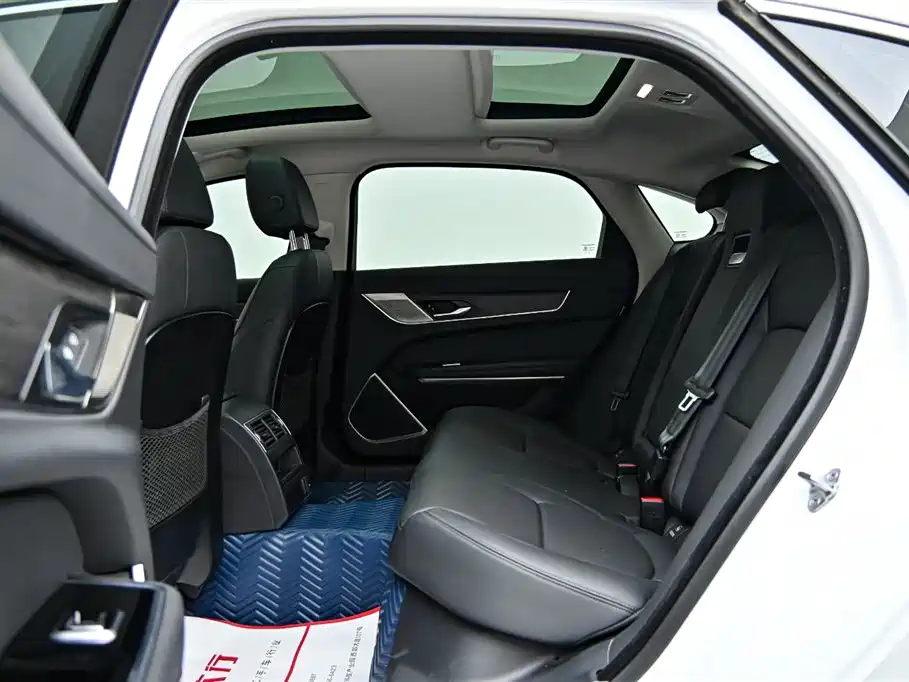 Jaguar XFL 2023 XFL 2.0T P200 2WD Elite Deluxe Edition купить на сайте DeffCars