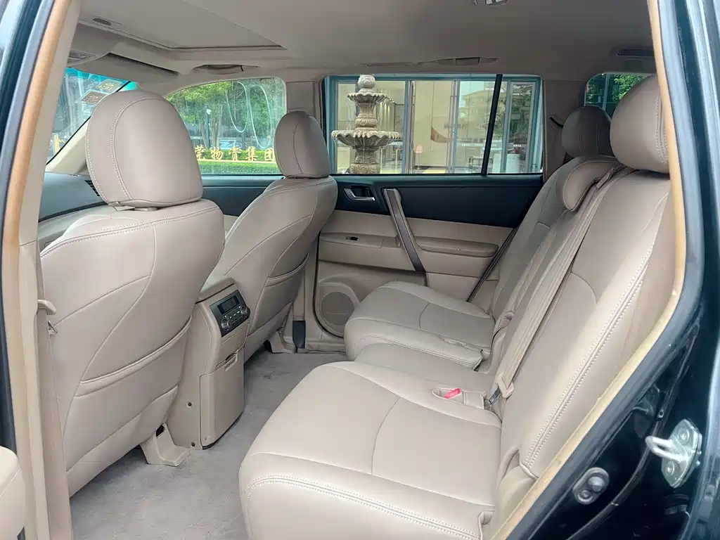 Highlander 2009 2.7L 2WD 7-seat luxury version купить на сайте DeffCars