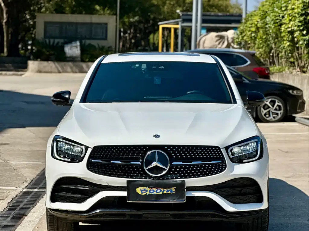Mercedes-Benz GLC Coupe 2020 GLC 300 4MATIC Coupe SUV купить на сайте DeffCars