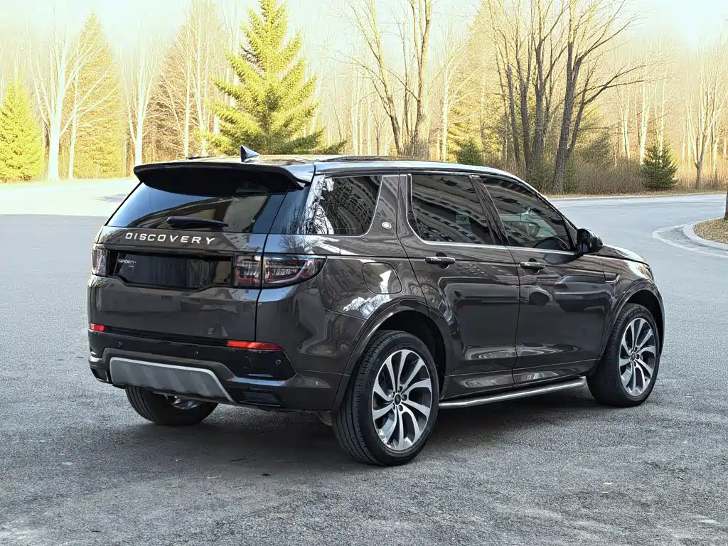 Discovery Sport 2022 249PS Metropolis Edition 5-seater купить на сайте DeffCars