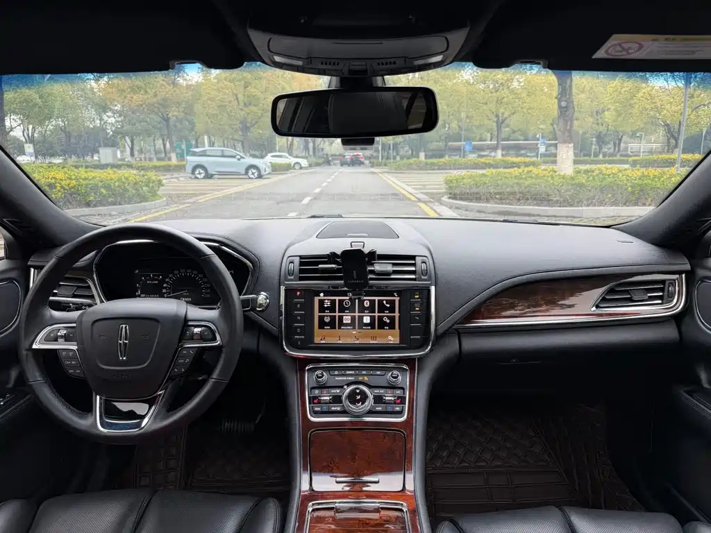 Lincoln Continental 2019 2.0T 2WD Exclusive Edition National V купить на сайте DeffCars