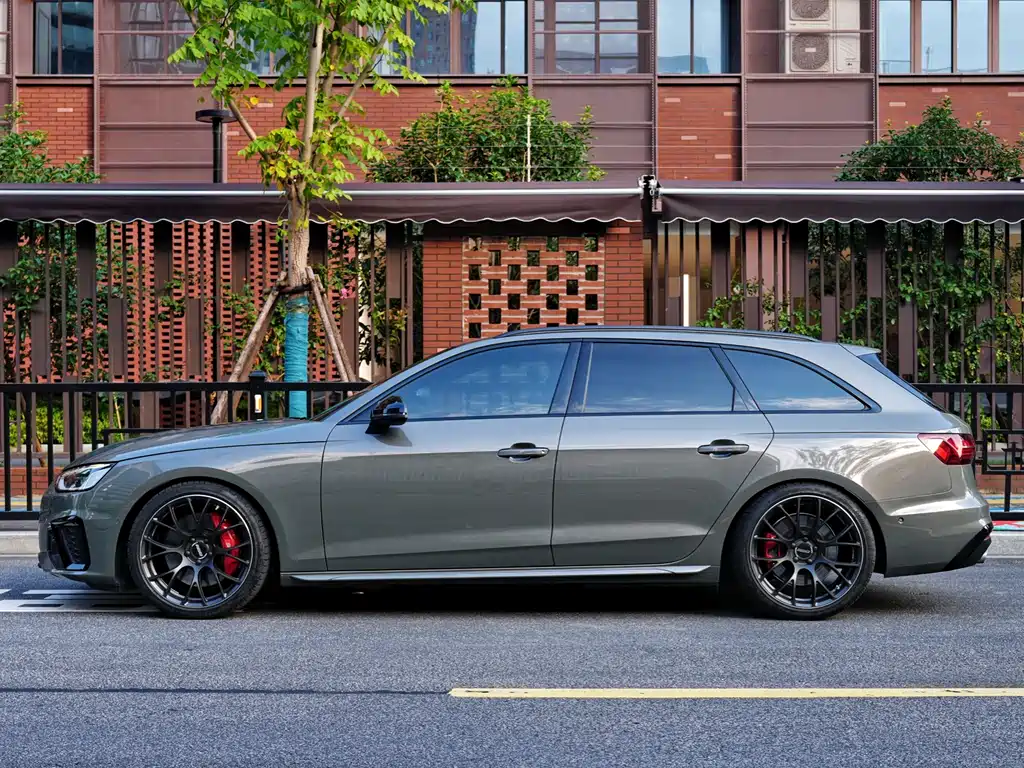 Audi S4 2024 S4 Avant 3.0TFSI купить на сайте DeffCars