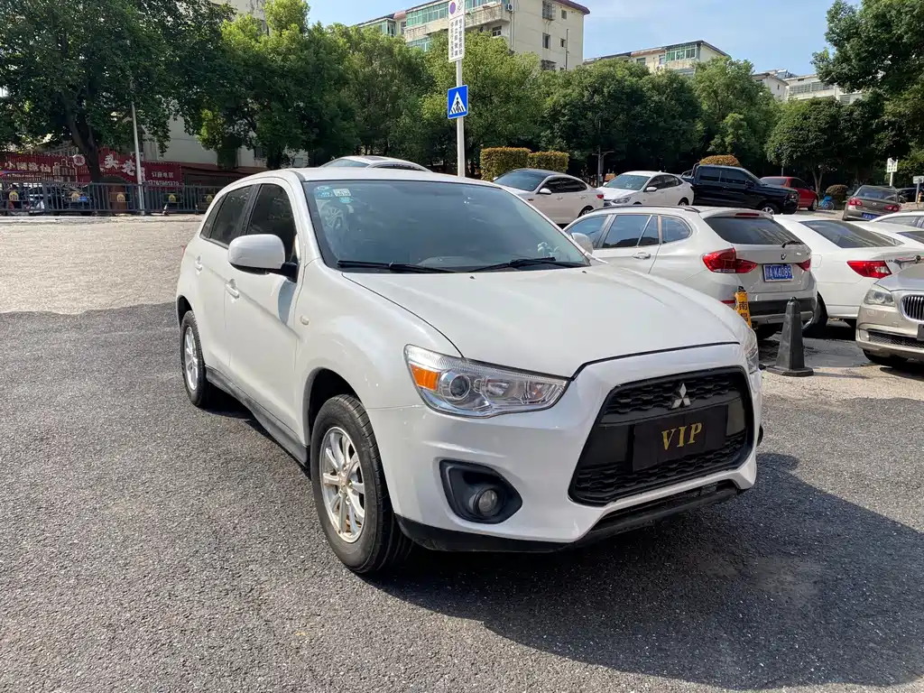 Jinxuan ASX 2013 1.6L manual two-wheel drive standard version купить на сайте DeffCars