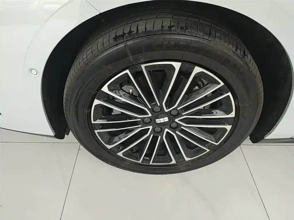 Galaxy Star 8 2025 130km EM-i Exclusive Edition купить на сайте DeffCars