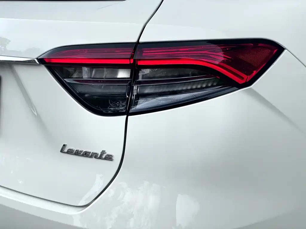 Levante 2021 3.0T Standard Edition купить на сайте DeffCars