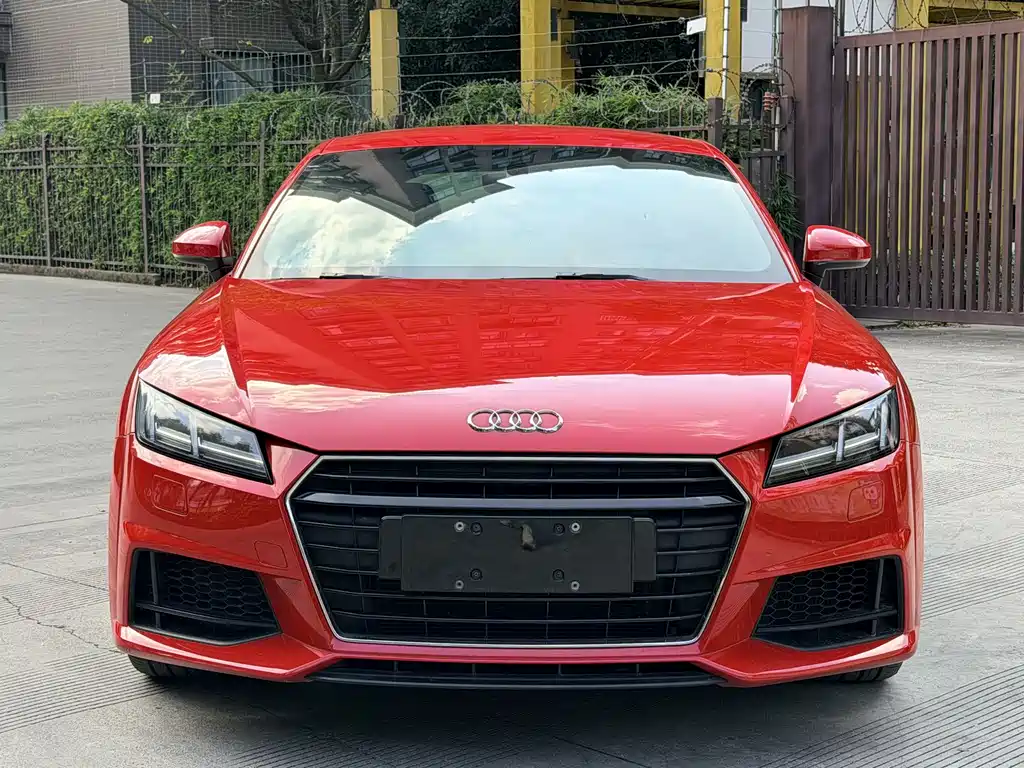 Audi TT 2015 TT Coupe 45 TFSI купить на сайте DeffCars
