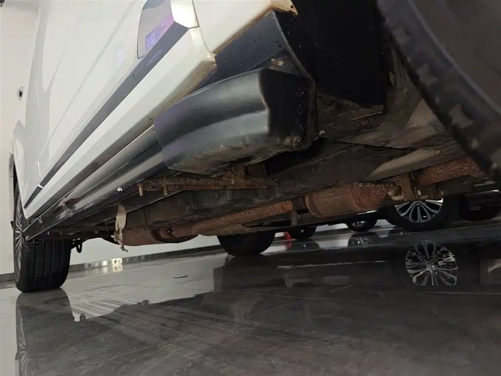 Changan CS95 2019 2.0T two-wheel drive luxury model купить на сайте DeffCars