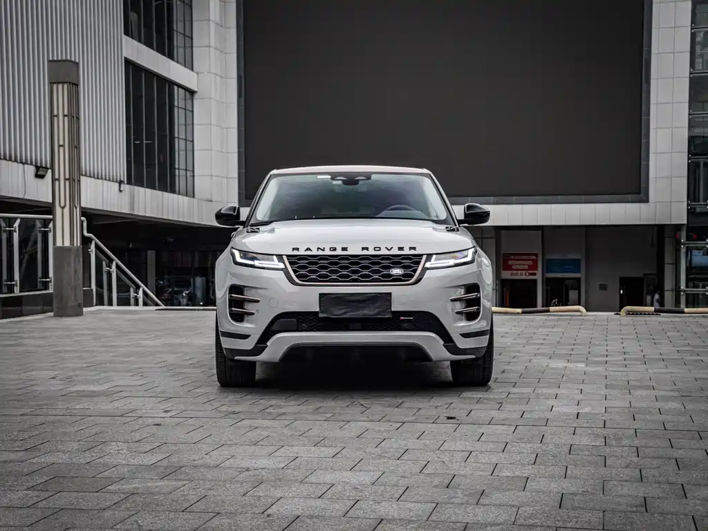 Range Rover Evoque 2023 Evoque L 249PS Corinthian Bronze Special Edition купить на сайте DeffCars