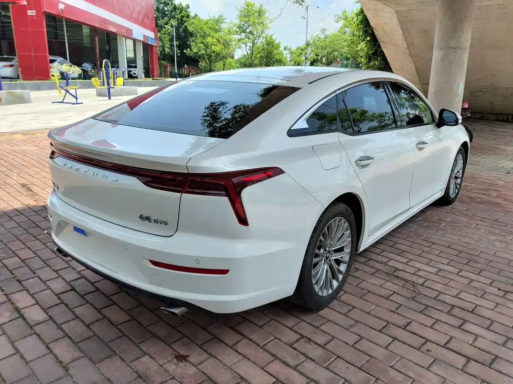 Pentium B70 2023 third generation 1.5T automatic enjoyment model купить на сайте DeffCars