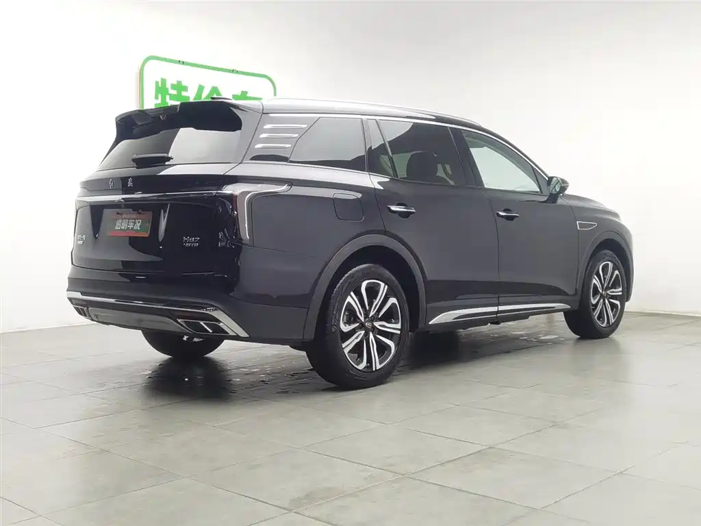 Hongqi HS7 2023 2.0T automatic four-wheel drive flag collar version, six seats купить на сайте DeffCars