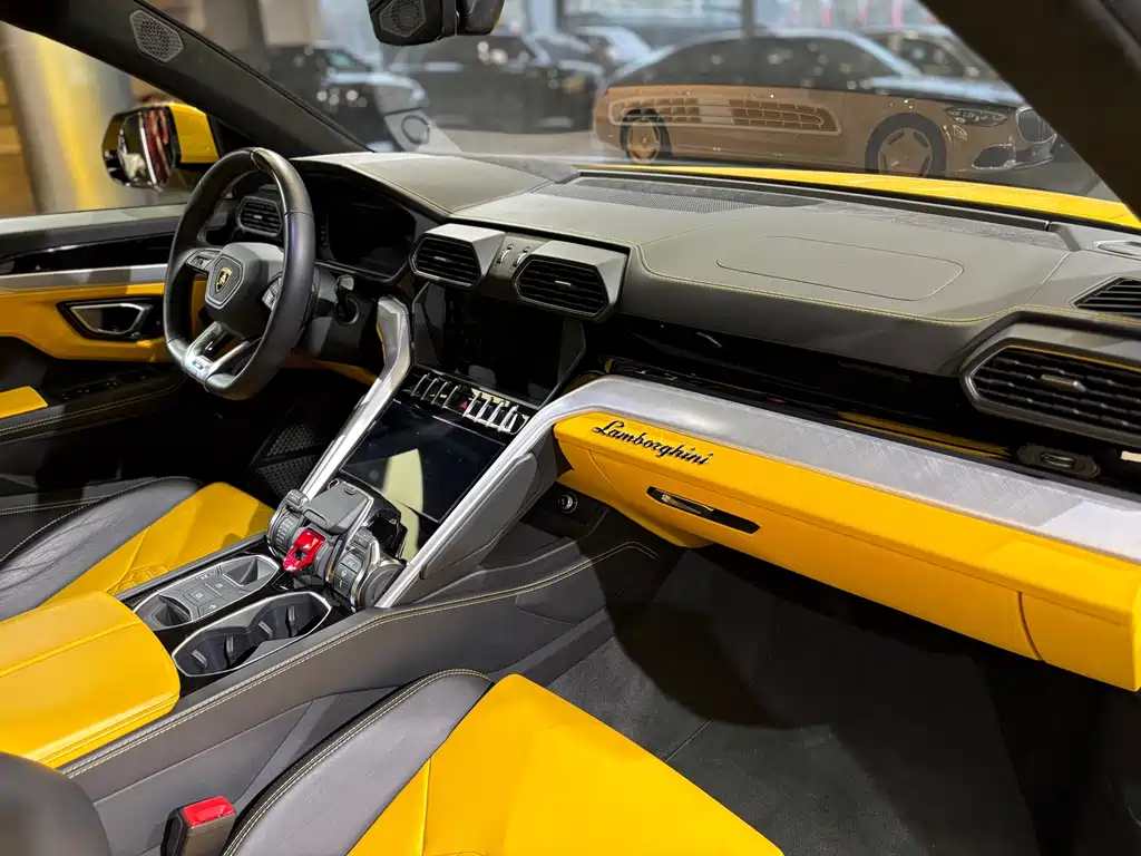 Urus 2018 4.0T V8 купить на сайте DeffCars