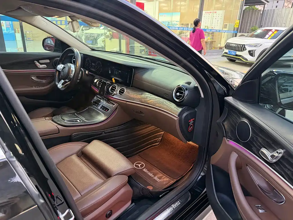 Mercedes-Benz E-Class 2019 E 200 L Sports купить на сайте DeffCars