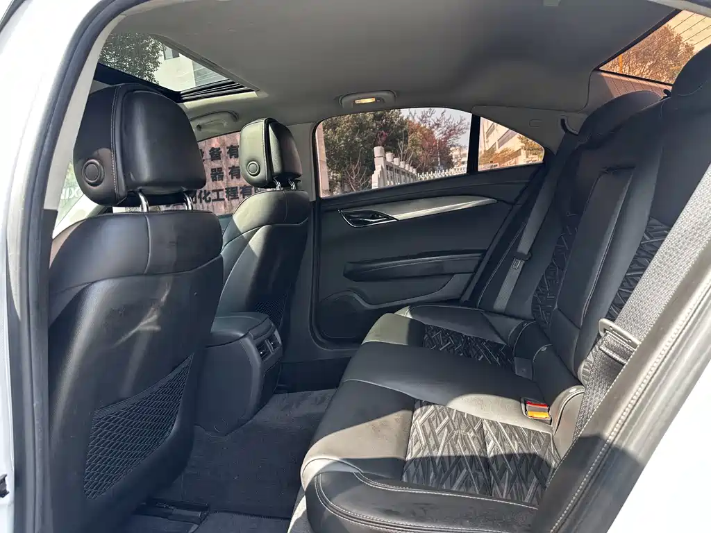 Cadillac ATS-L 2017 28T Fashion Model купить на сайте DeffCars