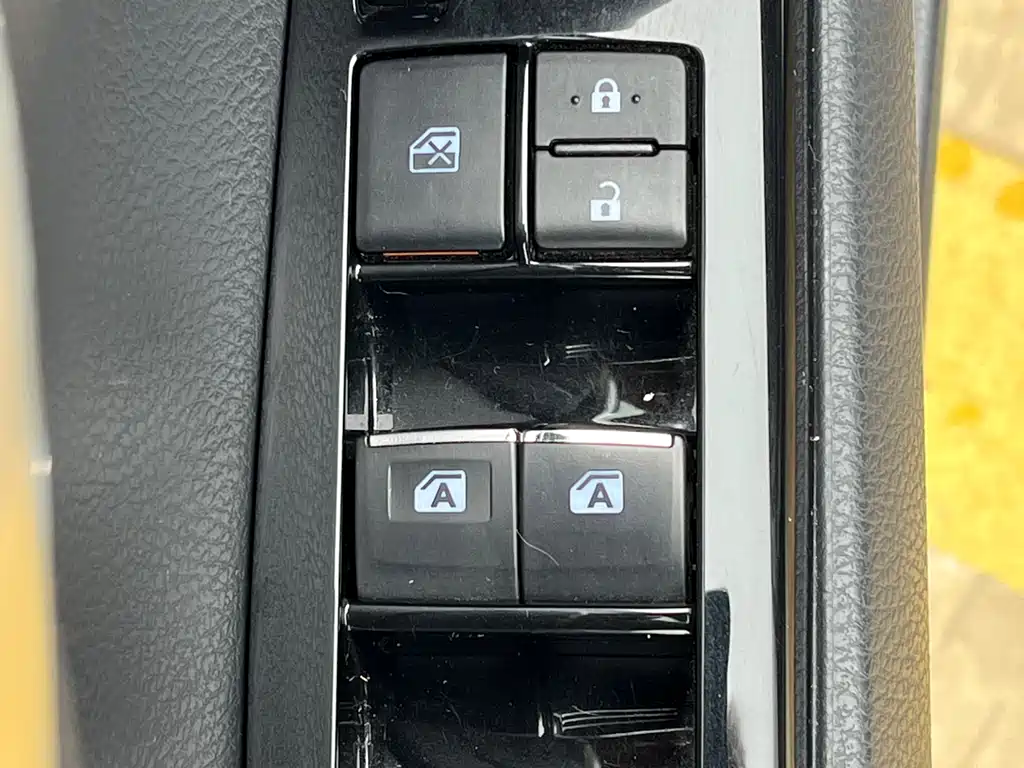 Camry 2019 2.5G Deluxe Edition National V купить на сайте DeffCars
