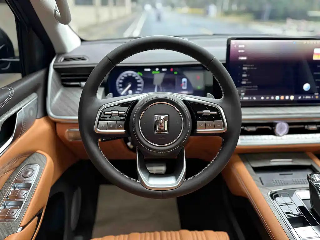 Tank 500 New Energy 2024 Hi4-T купить на сайте DeffCars