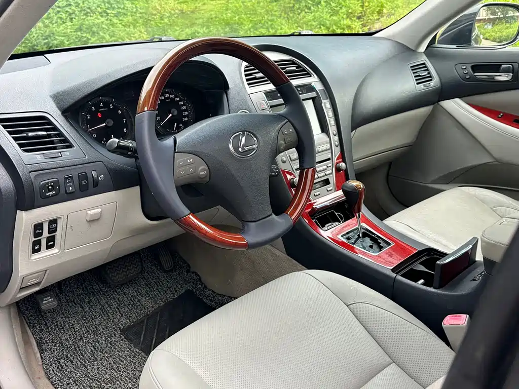 Lexus ES 2006 350 Deluxe Edition купить на сайте DeffCars