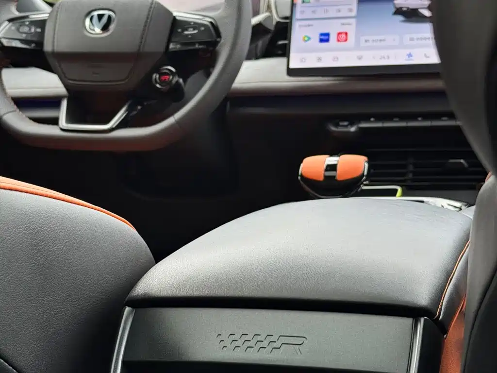 Changan UNI-V 2025 third generation 2.0T powerful model купить на сайте DeffCars