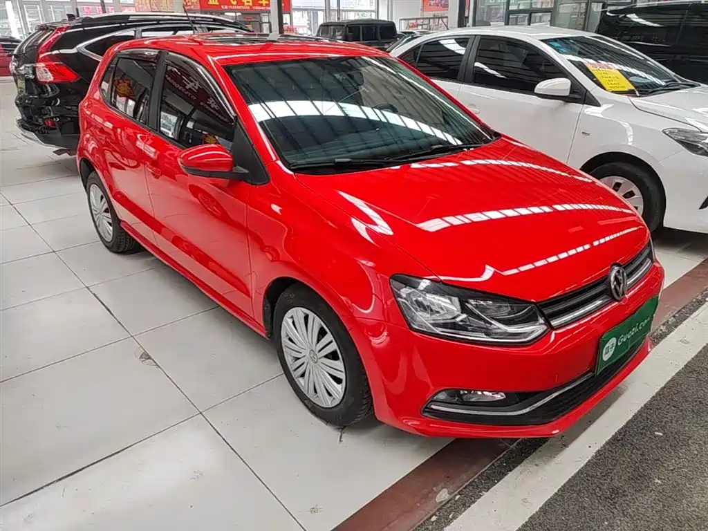 Polo 2016 1.6L automatic comfort model купить на сайте DeffCars