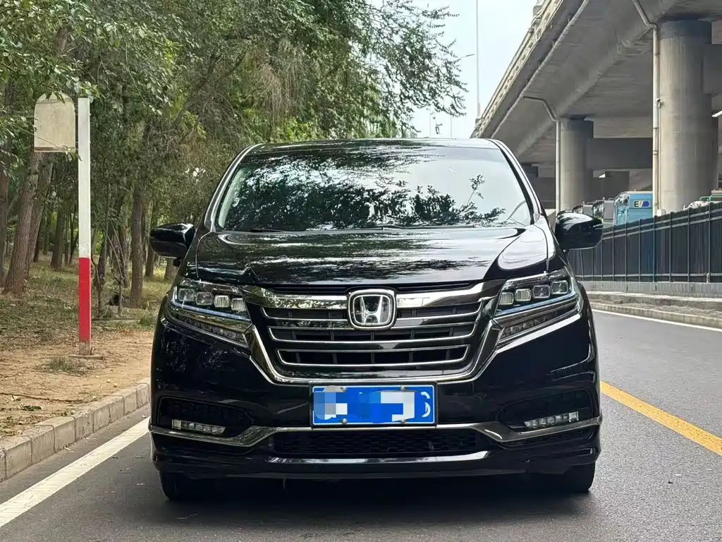 Alison 2019 2.0L Hybrid Deluxe Edition купить на сайте DeffCars
