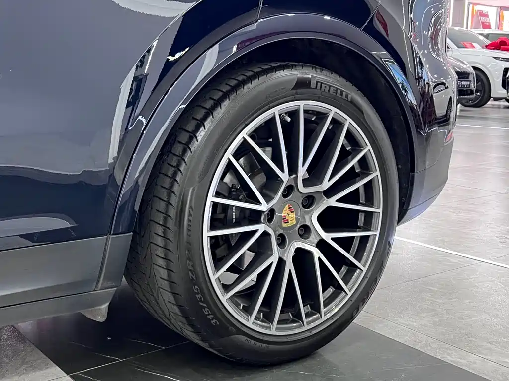 Cayenne 2023 Cayenne 3.0T Platinum Edition купить на сайте DeffCars