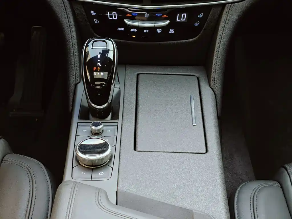 Cadillac CT6 2021 28T Elite купить на сайте DeffCars