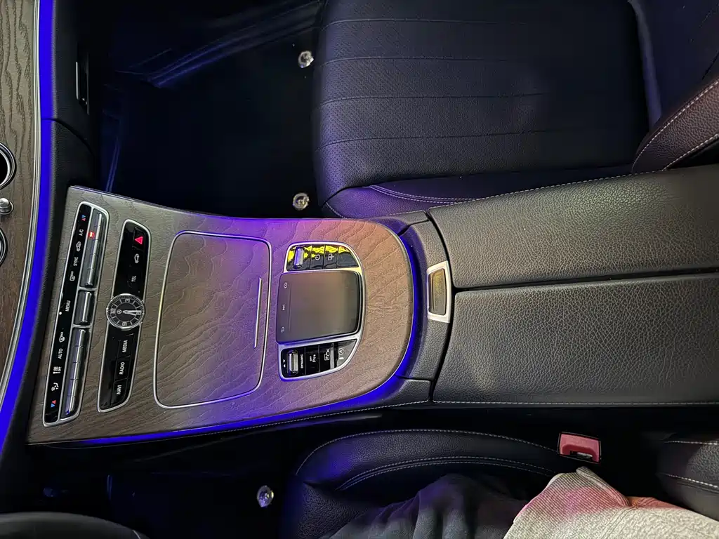 Mercedes-Benz E-Class 2020 E 300 L Luxury Model купить на сайте DeffCars