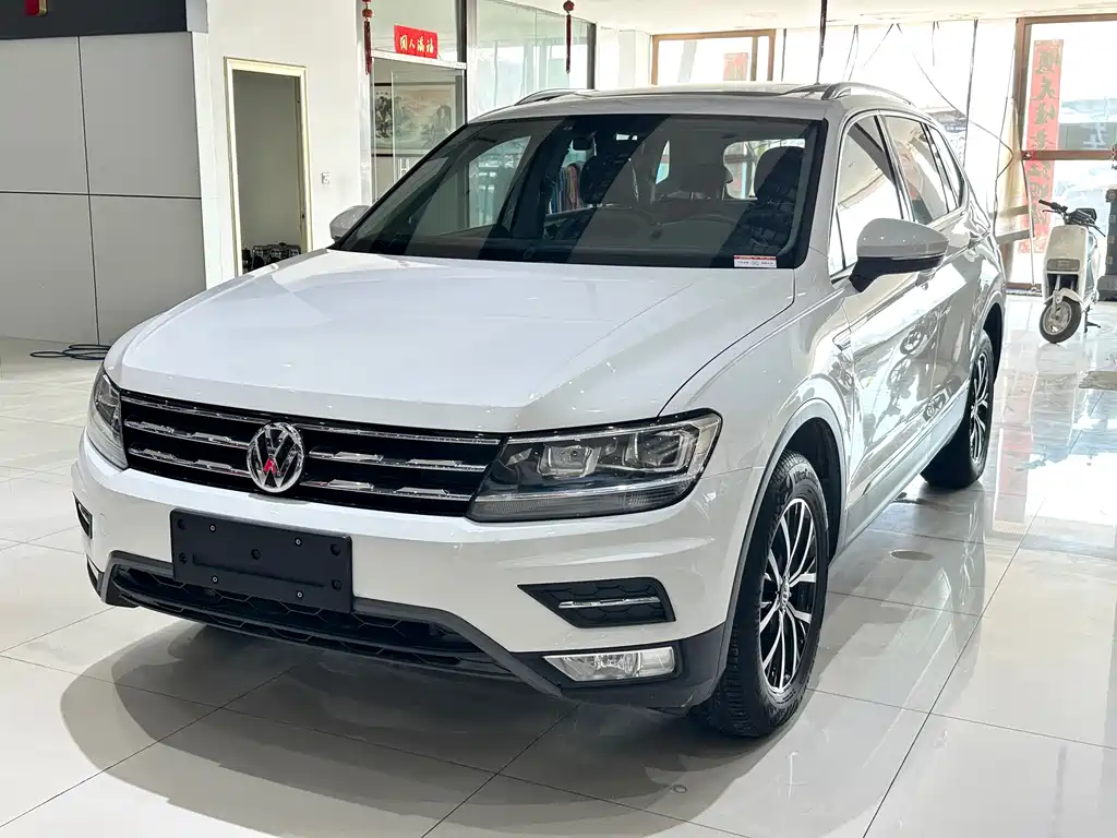 Tiguan L 2018 330TSI automatic two-wheel drive luxury version купить на сайте DeffCars