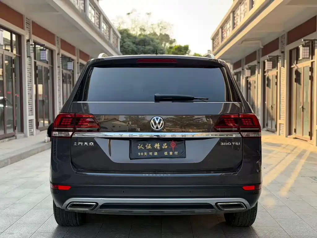 Touron 2019 380TSI four-wheel drive comfort version National VI купить на сайте DeffCars
