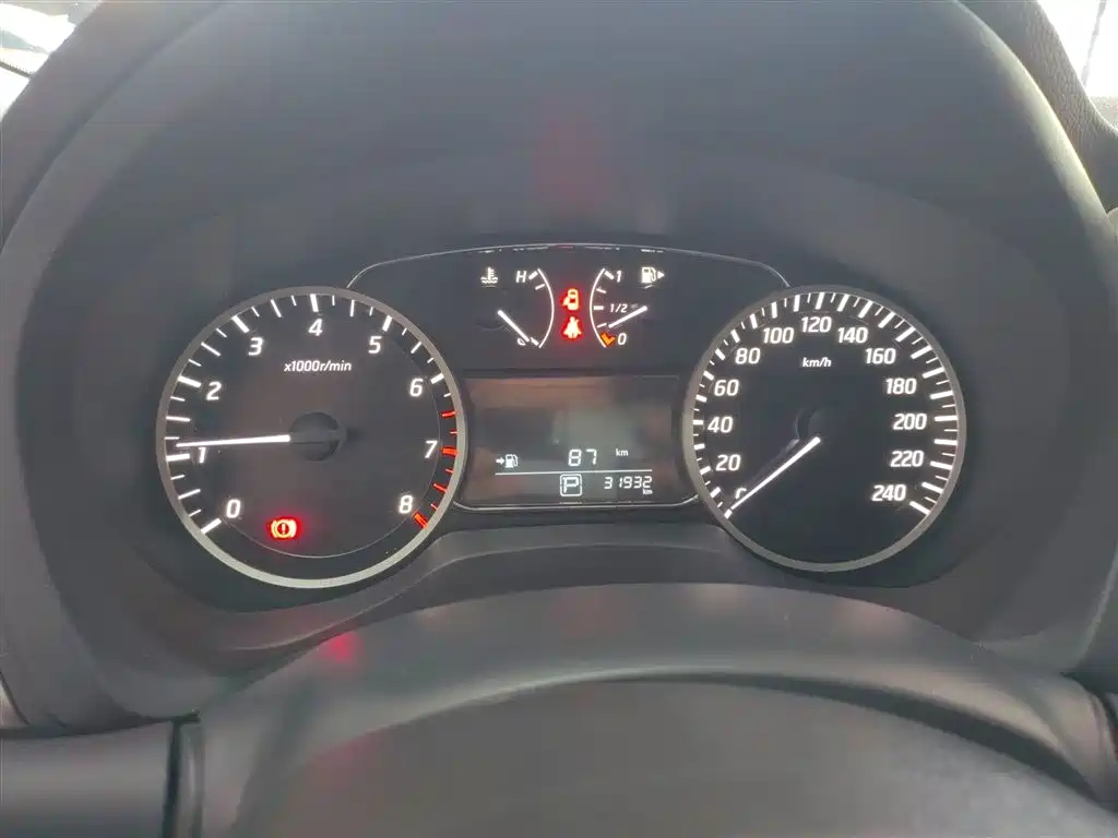 Sylphy 2022 Classic 1.6XE CVT Comfort Edition купить на сайте DeffCars