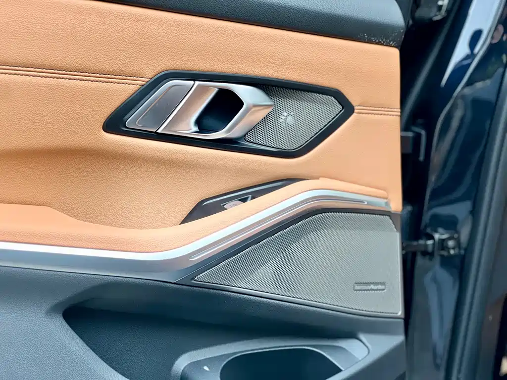 BMW 3 Series 2020 facelift 325i M Sports Night Package купить на сайте DeffCars