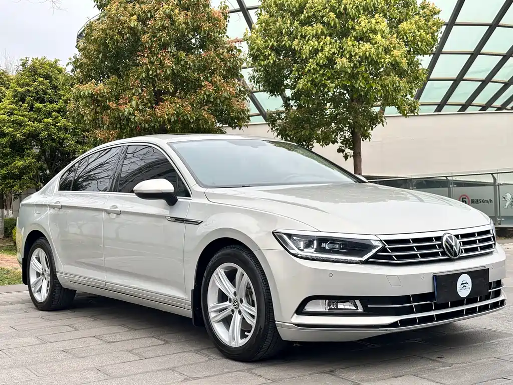 Magotan 2018 330TSI DSG luxury model купить на сайте DeffCars