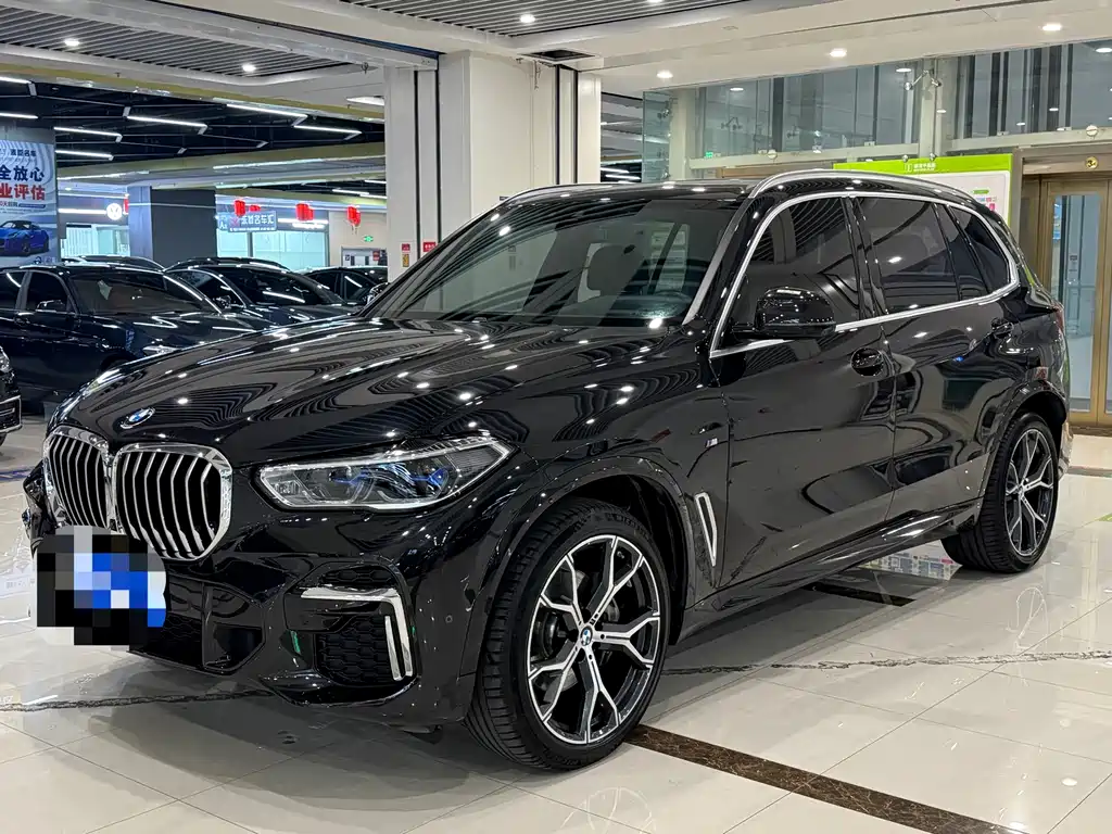 BMW X5 2022 facelift xDrive 40Li M sports package купить на сайте DeffCars