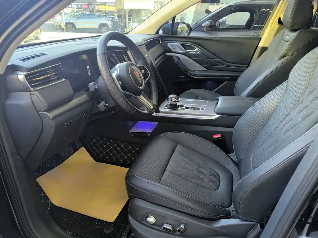 Hongqi HS7 PHEV 2024 2.0T PHEV four-wheel drive Qichang version 6 seats купить на сайте DeffCars