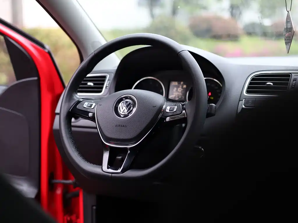 Polo 2018 1.5L automatic safety model купить на сайте DeffCars
