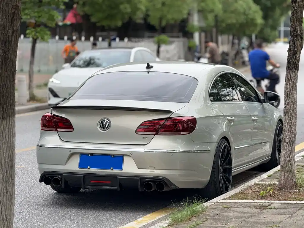 FAW-Volkswagen CC 2018 1.8TSI premium model купить на сайте DeffCars